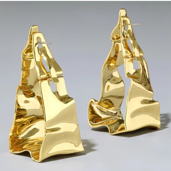 ALEXIS BITTAR • NEW RARE Gold Crumpled Metal 3D Triangle Hoop Hinged Earrings - Picture 9 of 16